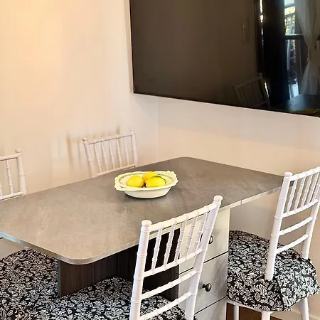 Sunset Serenity Apartment